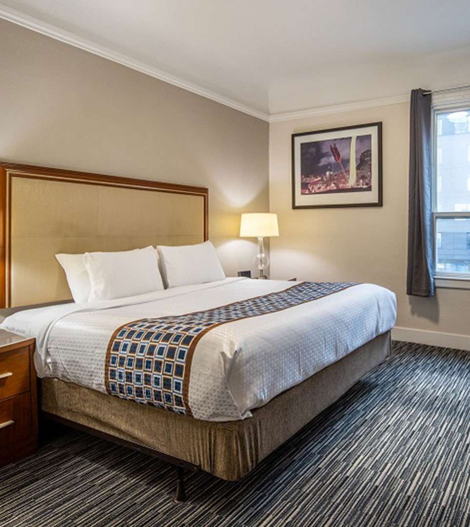 SLEEP, PLAY, REJUVENATE OUR STYLISH GUEST ROOMS ARE IDEAL FOR THE MODERN TRAVELER